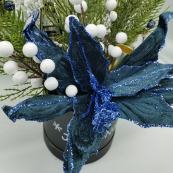 Jardin d’hiver enchanté aux reflets bleus